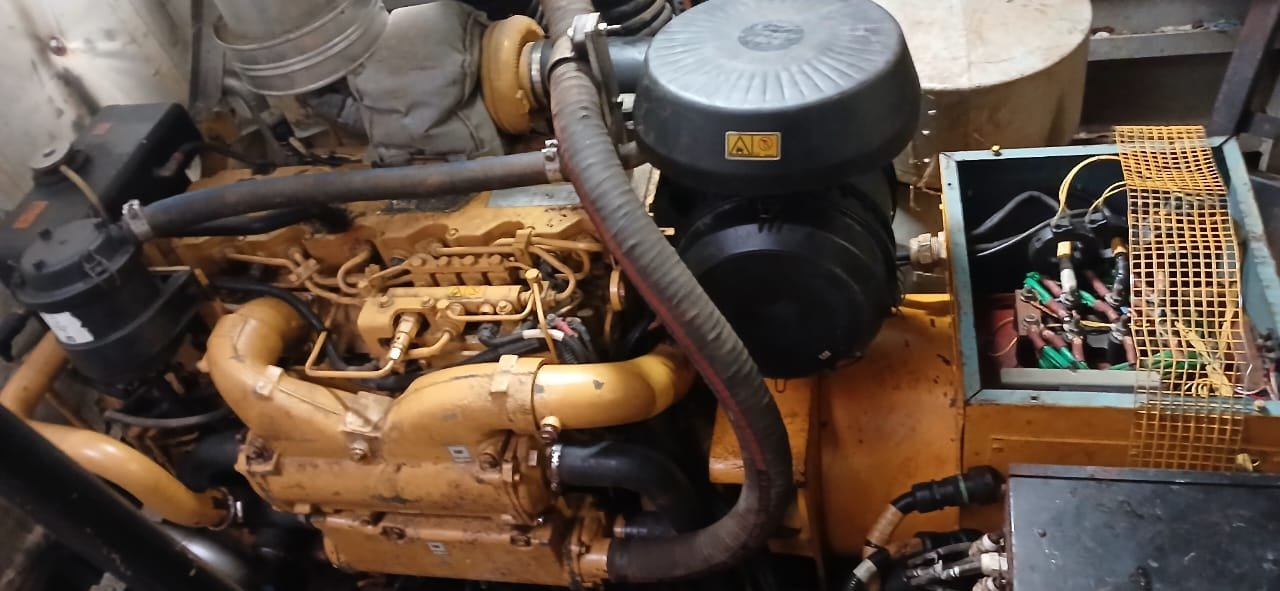 Reparação Gerador CATERPILLAR C6.6 - Componentes internos